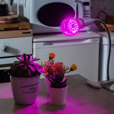 Лампа светодиодная для растений спектр для рассады Форма A пластик Uniel (LED-A60-9W/SP/E27/CL ALM01WH)